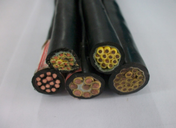 雙菱電纜廠(chǎng)家為大家整理一下電線(xiàn)電纜的型號(hào)、規(guī)格和實(shí)用效果.jpg